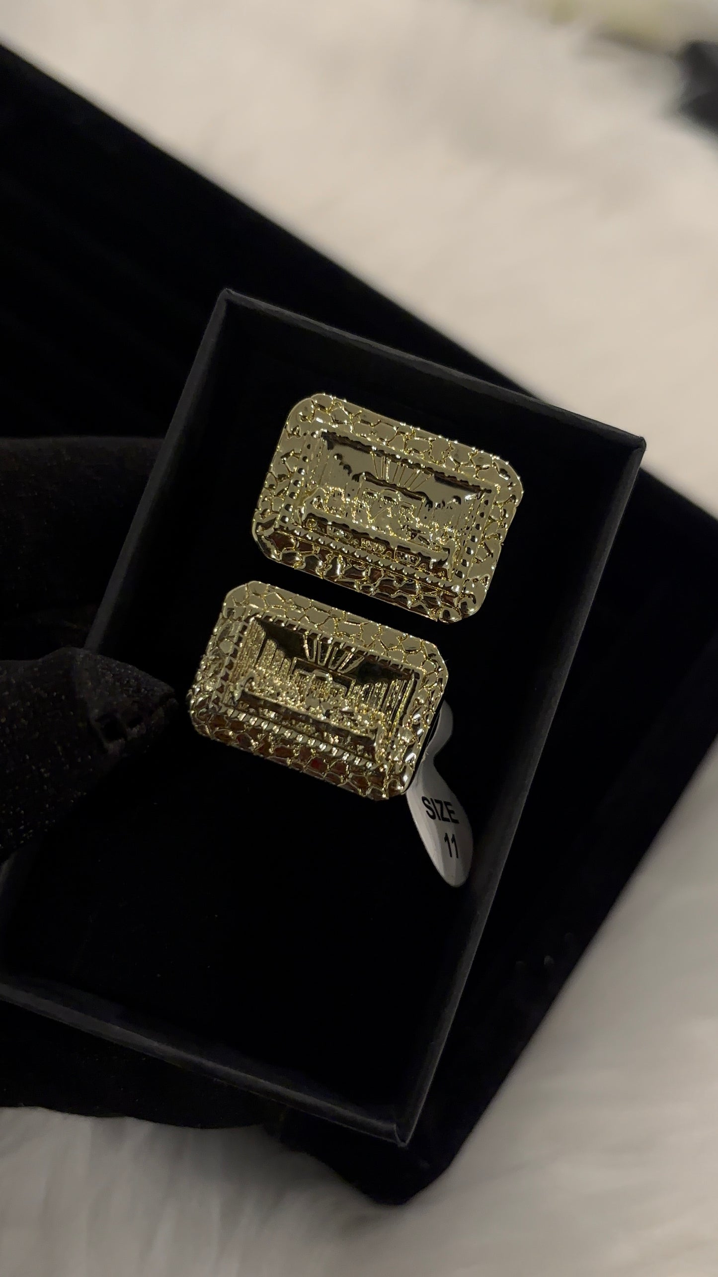 Dinner Table Ring